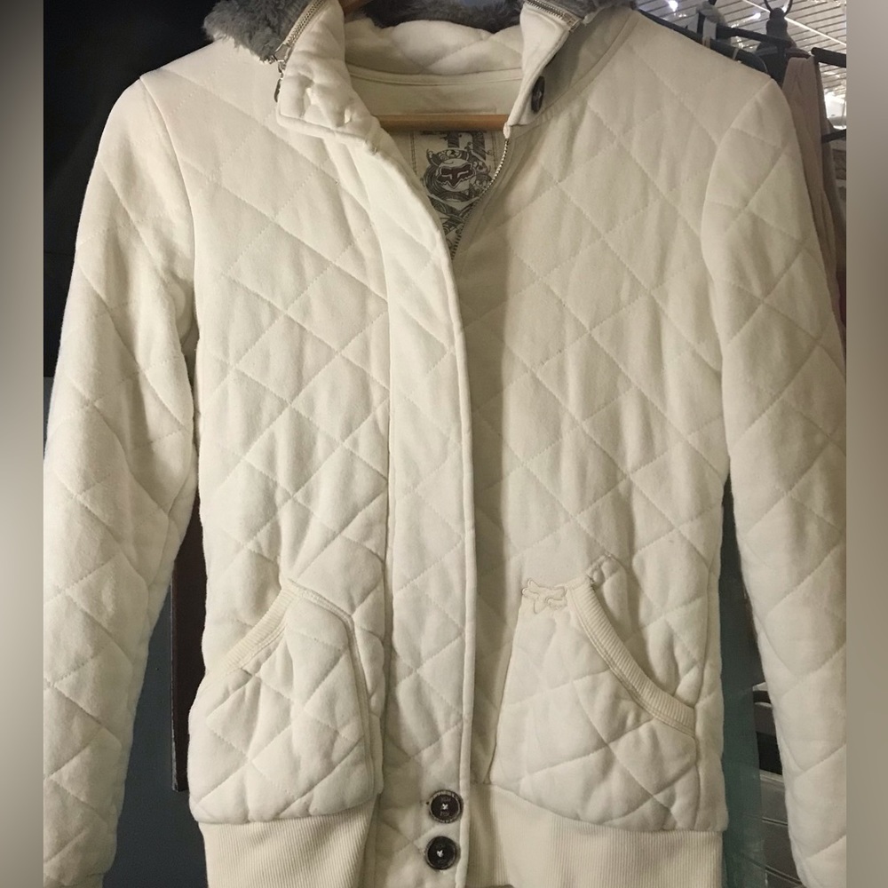 FOX RIDERS QUILTED JACKET Y2K EUC CREAM WITH DETACHABLE GRAY FUR HOOD-MEDIUM